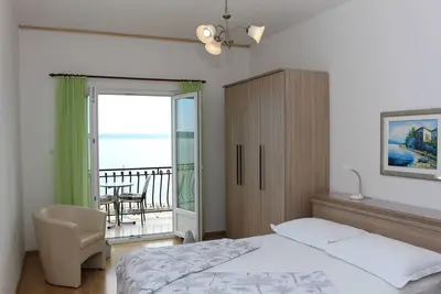 Image de Appartement de deux chambres prés de la plage Podgora, Makarska (A-21378-a)