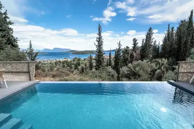 Image de Villa 'Nidri Hills' avec vue sur la mer, Wi-Fi et climatisation