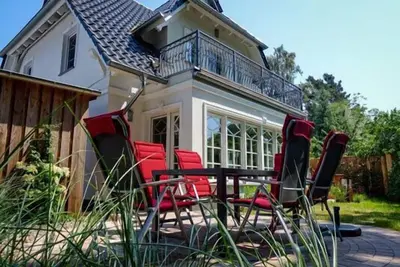 Image de Ferienhaus mit Sauna und Klavier in Ruhiger Lage