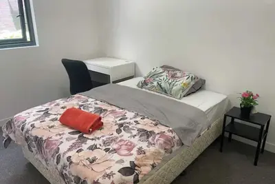 Image de Cozy 2b2b Apartment Walk to the Beach!