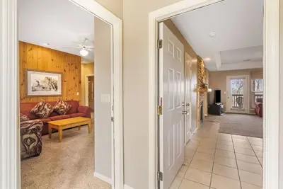 Image de Condo at StoneBridge Village - Gated Golf Resort