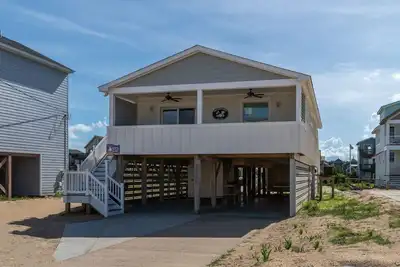 Image de One More Moon 3 Bedroom Home in Kitty Hawk