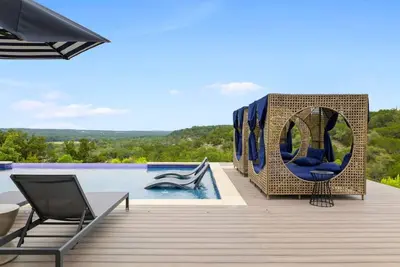 Image de Spa/Pool, GameBarn, Pickleball, FirePit, Big Views