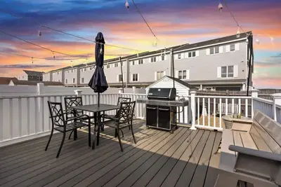 Image de Harris Ave Hideaway | Private Deck | Near Marina