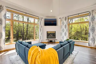 Image de Cozy Home - 3 min to Sister Bay Downtown, Beach, & Pirates Cove Adventure Golf