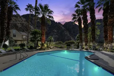 Image de Serene Oasis Retreat Paradise in Prestigious Indian Wells! Check This Out!