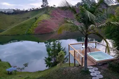 Image de F1-Cabañas con represa y glamping Peñol y Guatapé
