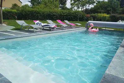 Image de Maison avec piscine, au calme proche des commodités et sites bretons, exposée sud