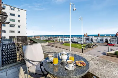 Image de 2 chambres à coucher à Bexhill-on-Sea