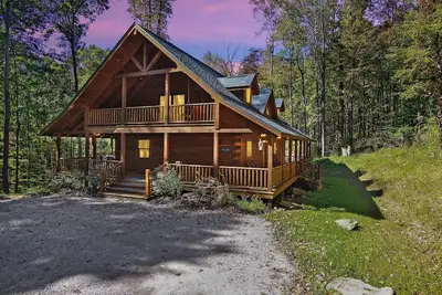 Image de Gorgeous Starry Knight Lodge next to the Hocking Hills State Forest; Sleeps 12