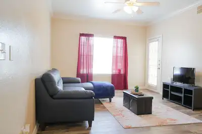 Image de 3br Joyau de Grand Prairie : Proche des Cowboys, Outlets, Centre Commercial