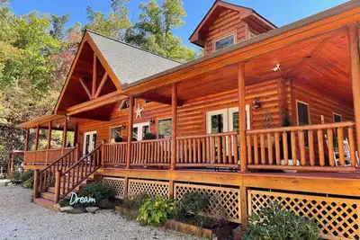 Image de Sweet Serendipity Cabin\n2 Br/2 Ba near Fontana Lake