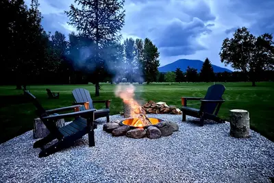 Image de Fly-Fishing Haven, 5 Min to Glacier Park, Scenic Home with Hot Tub & Firepit