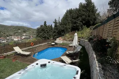 Image de Ampelos Cretan Villa Private Pool & Heated Ozone Jacuzzi