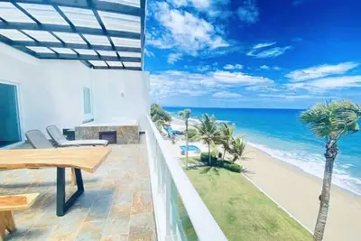 Image de Beachfront  Luxury Penthouse