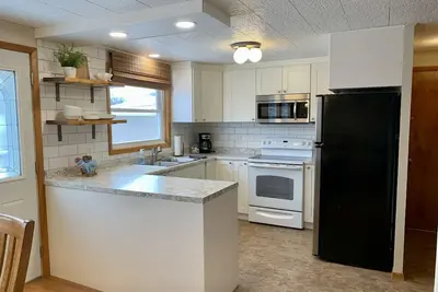 Image de Family-Friendly with King Bed and Garage!
