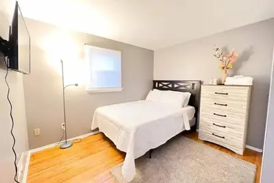 Image de Cozy 5 bedroom Guest Home