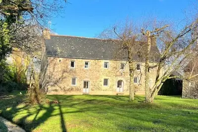 Image de Maison bretonne de charme dans un environnement calme et reposant -Côtes-d'Armor