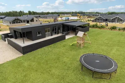 Image de Belle maison à Nørre Nebel avec cuisine