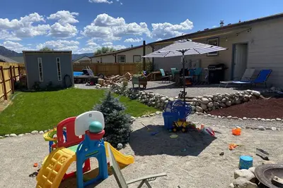 Image de Single home with beautiful backyard