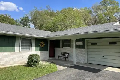 Image de Nice home under 3 min. to the Back of the Dragon Center & downtown Tazewell.