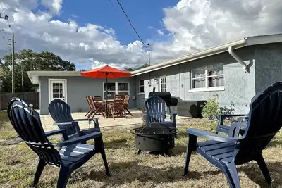 Image de Sarasota Pet friendly family Vacation near Siesta Key beach - private backyard