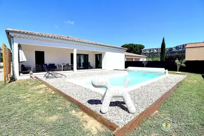 Villa Ophélia ***  neuve et tout confort à-côté d'Aubenas dans un quartier calme