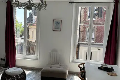 Image de un très beau apparemment de 2 Pièce 1er- 42m2