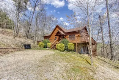 Image de Serenity in the Mountains\nProvidence Cabin