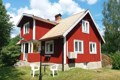 Image de A natural paradise by a small lake in southern Sweden