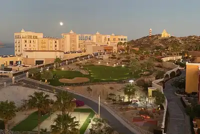 Image de Luxury Penthouse 4 bedroom condo at Hacienda Encantada. 1 week booking required.