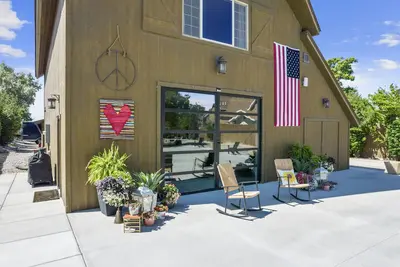 Image de The Hidden Barn! Serene getaway for the entire Family!
