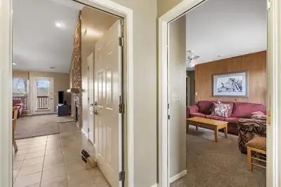 Image de Two in One! Full Condo with Lock-off Connecting Suite