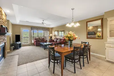 Image de Lovely Condo in a Beautiful, Gated Community - StoneBridge Village