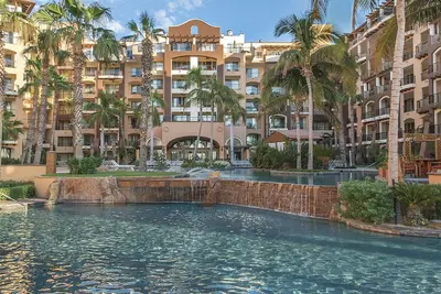 Image de Lux 2br Beach Condo at Villa Del Arco Resort