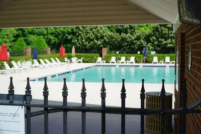 Image de ❤️ of North Raleigh, Peaceful, Seasonal Pool, Keyless Entry - Pet Friendly!