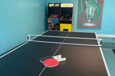 Image de Ultimate Family Getaway – Air Hockey • Ping-Pong • Bikes • Bear Lake Fun!