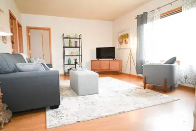 Image de Luxury in Loyal