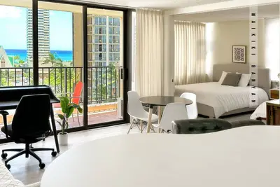 Steps from beach \/ Ocean Views \/ Free Parking