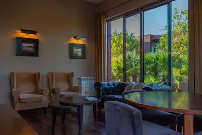 Image de Prime Location on the Harbor! Pet-friendly 2br Villa with Kitchen, Private Pool!