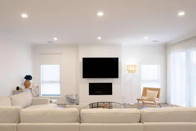 Image de The Capel - 4 Bedroom Luxury House with Pool  - 4pm check out on Sundays*
