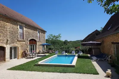 Image de GÎTE De Charme, piscine privée, Mons & Merveilles, Dordogne\/ Archignac\/ Sarlat