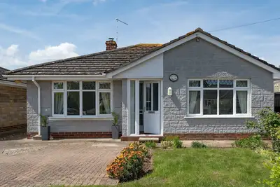 Image de Lovely Two Bedroom Bungalow In Bembridge Isle of Wight Close To Village, Beaches
