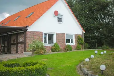 Image de Maison de vacances Bensersiel pour 4 - 16 personnes avec 6 chambres à coucher - Maison de vacances