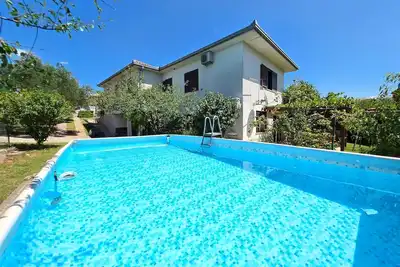 Image de Appartement de vacances Novi Vinodolski pour 1 - 4 personnes avec 2 chambres à coucher - Appartement