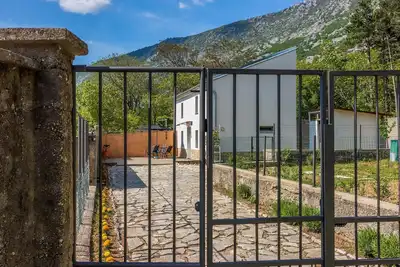 Image de Maison de vacances Tribalj pour 2 - 4 personnes avec 2 chambres à coucher - Maison de vacances