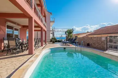 Image de Maison de vacances Stanići pour 1 - 10 personnes avec 6 chambres à coucher - Maison de vacances