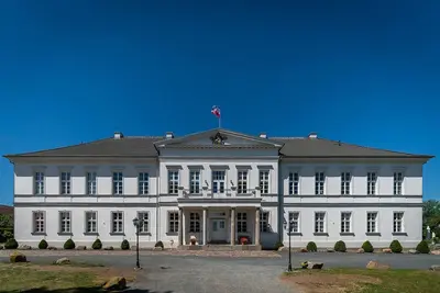 Image de Idyllic vacation apartment in the GroĂź Helle manor house