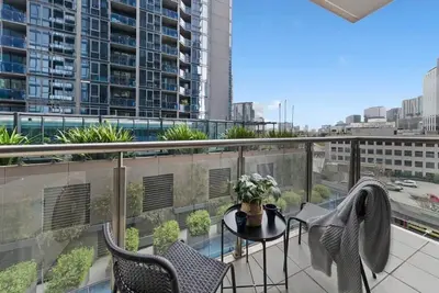 Image de A Large 2br Apt Near Crown, Sleeps 8, Free Parking