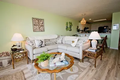 Image de Beachwalk 113, Oceanfront Condo in Pine Knoll Shores, Nc!